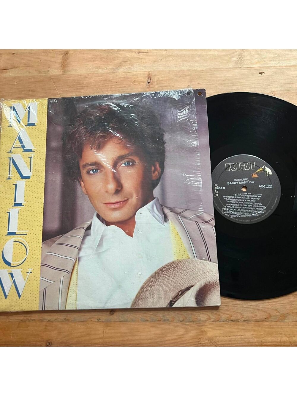 Barry Manilow - Manilow 33rpm VG+ VR19